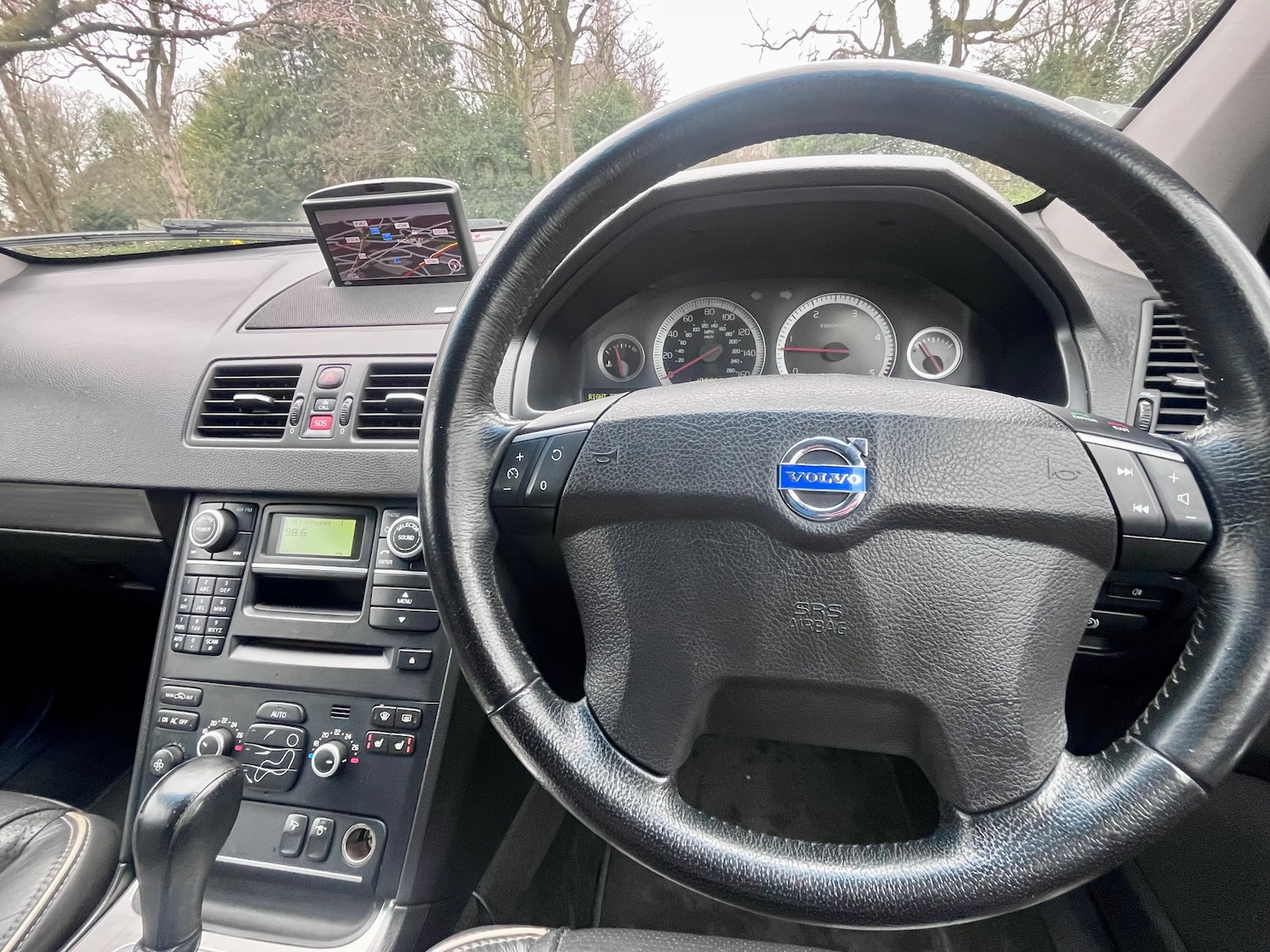 Used Volvo XC90 2011 for sale - 78043234: Photo 35