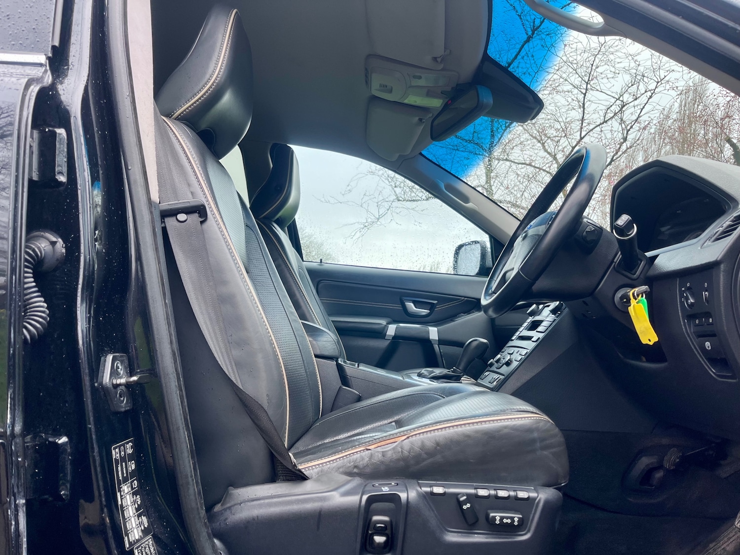 Used Volvo XC90 2011 for sale - 78043234: Photo 42