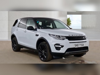 Used Land Rover Discovery Sport 2017 for sale - 79238651: Photo