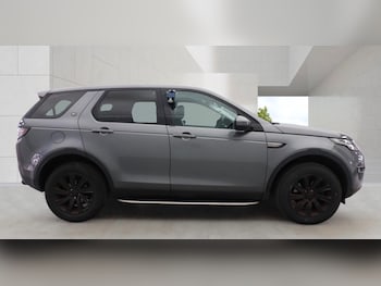 Used Land Rover Discovery Sport 2016 for sale - 79610856: Photo