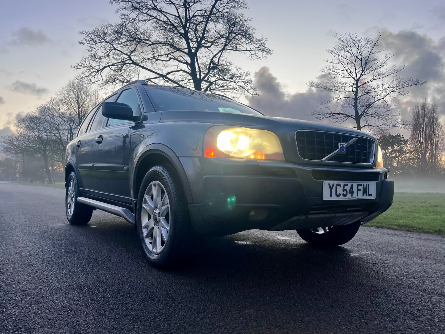 Used Volvo XC90 2004 for sale - 78043199: Photo 2