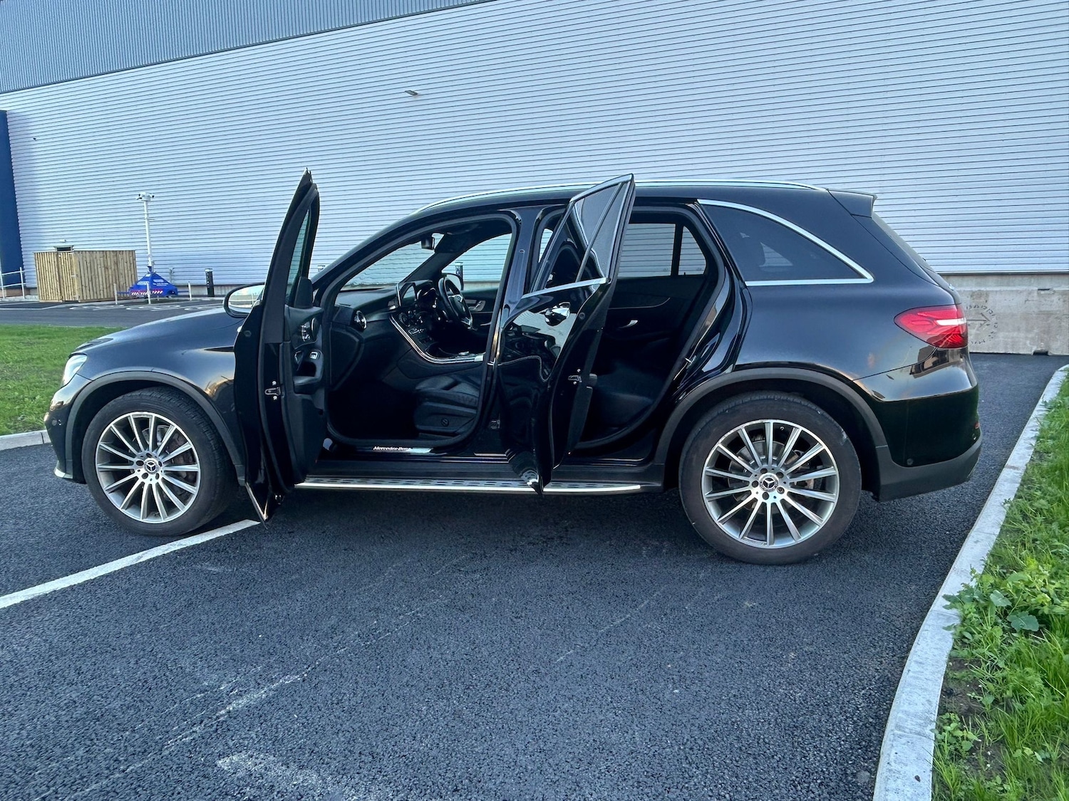 Used Mercedes-Benz GLC 2018 for sale - 78043195: Photo 11