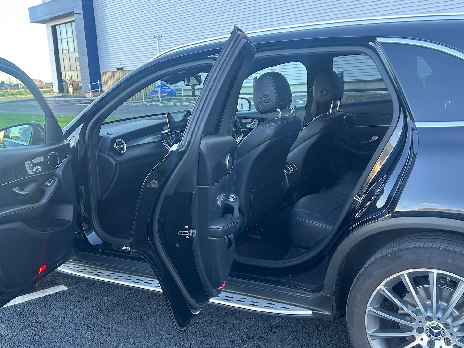 Used Mercedes-Benz GLC 2018 for sale - 78043195: Photo 24