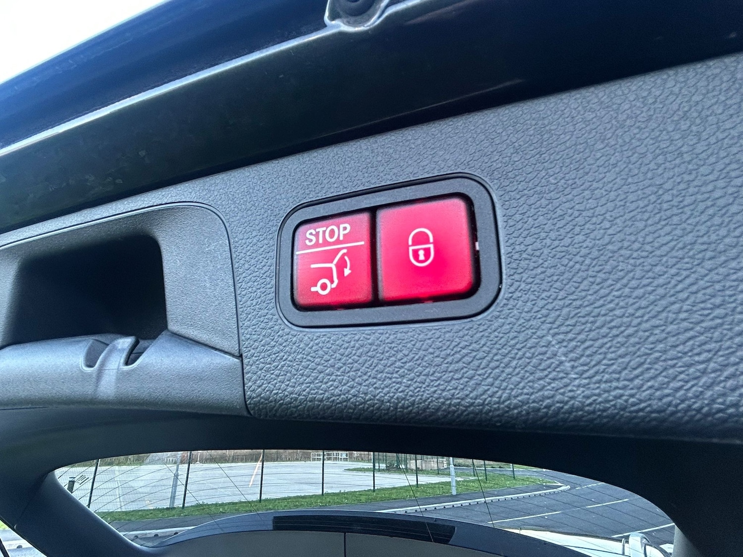 Used Mercedes-Benz GLC 2018 for sale - 78043195: Photo 27