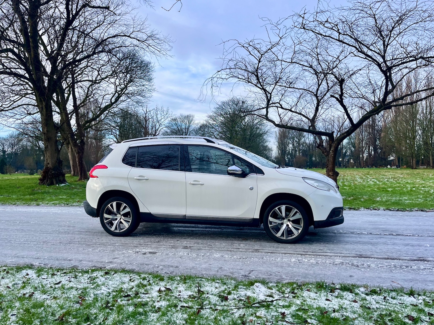Used Peugeot 2008 2015 for sale - 78043203: Photo 7