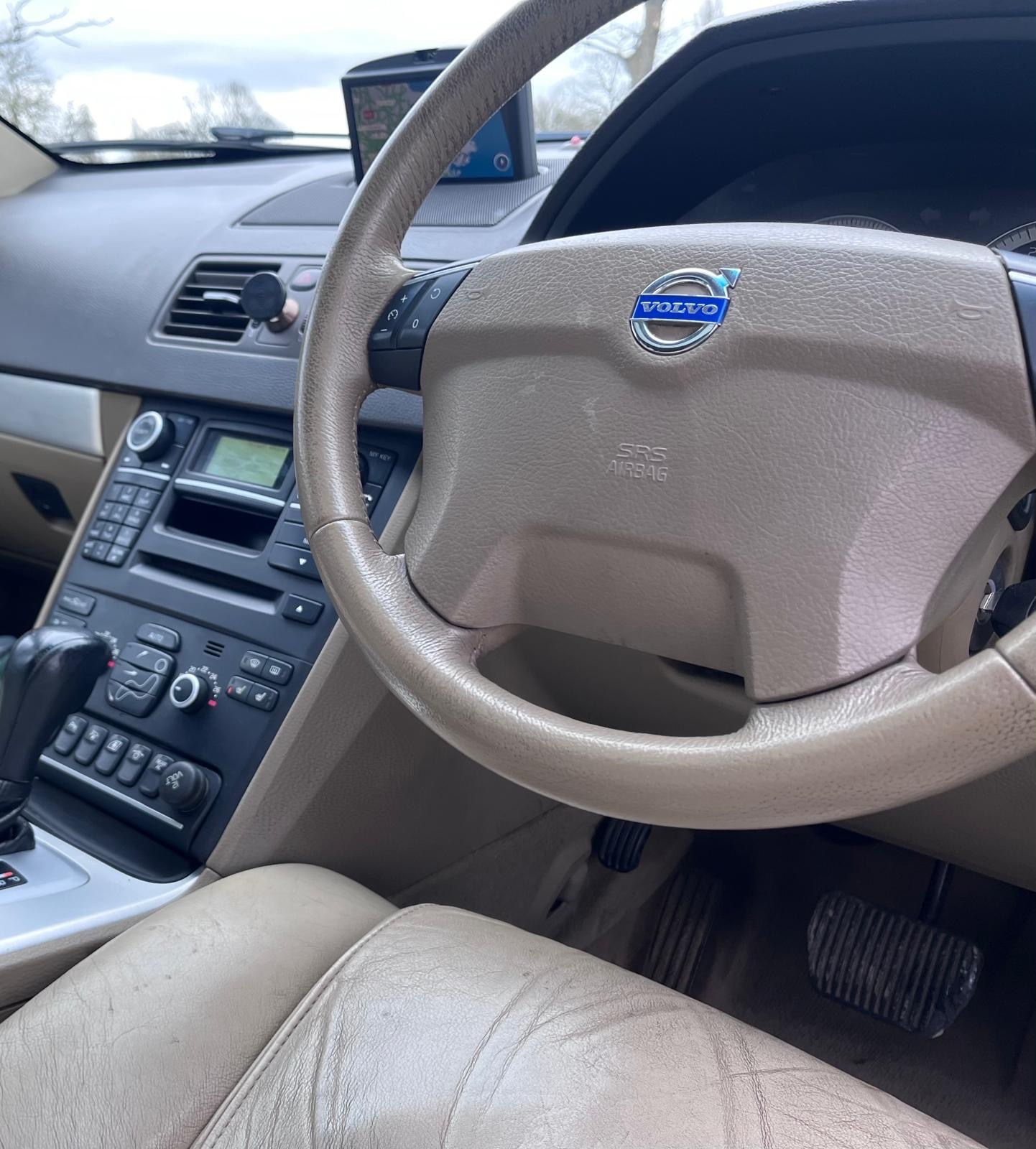 Used Volvo XC90 2010 for sale - 78043217: Photo 49