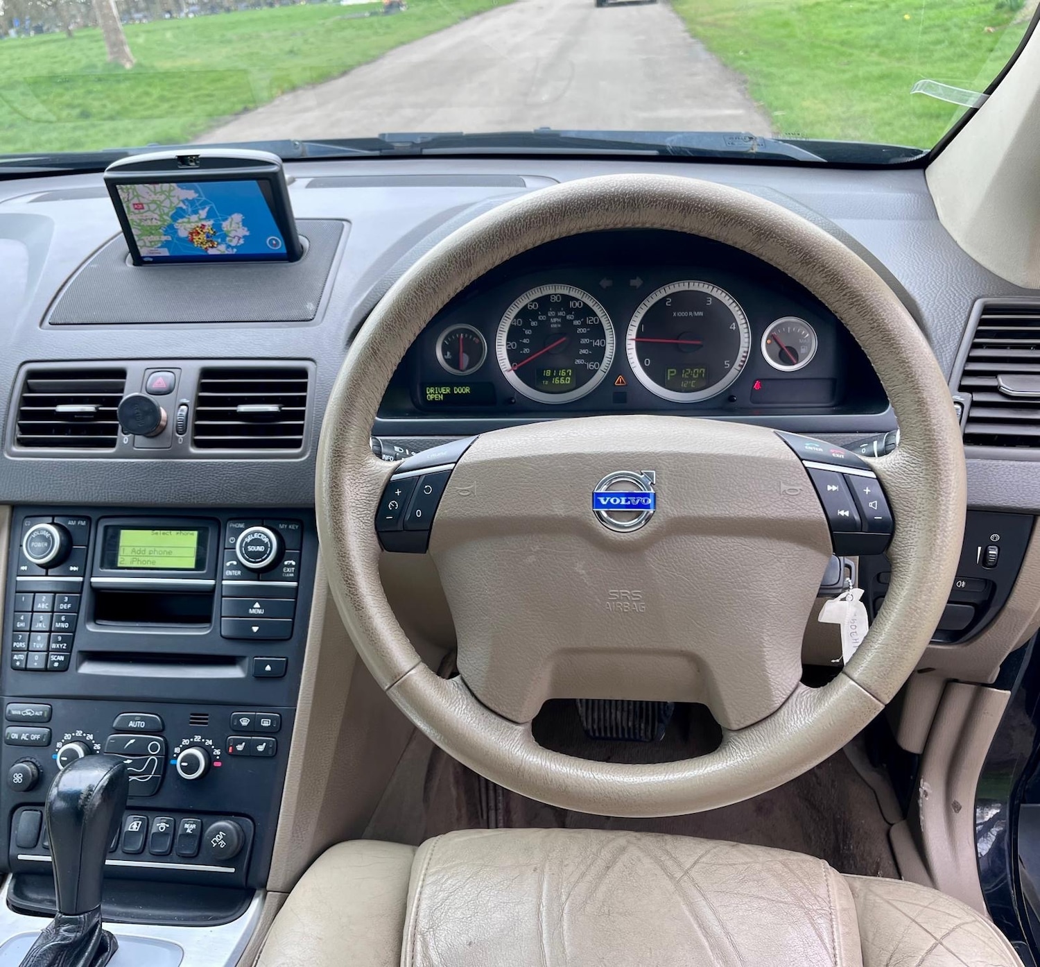 Used Volvo XC90 2010 for sale - 78043217: Photo 53