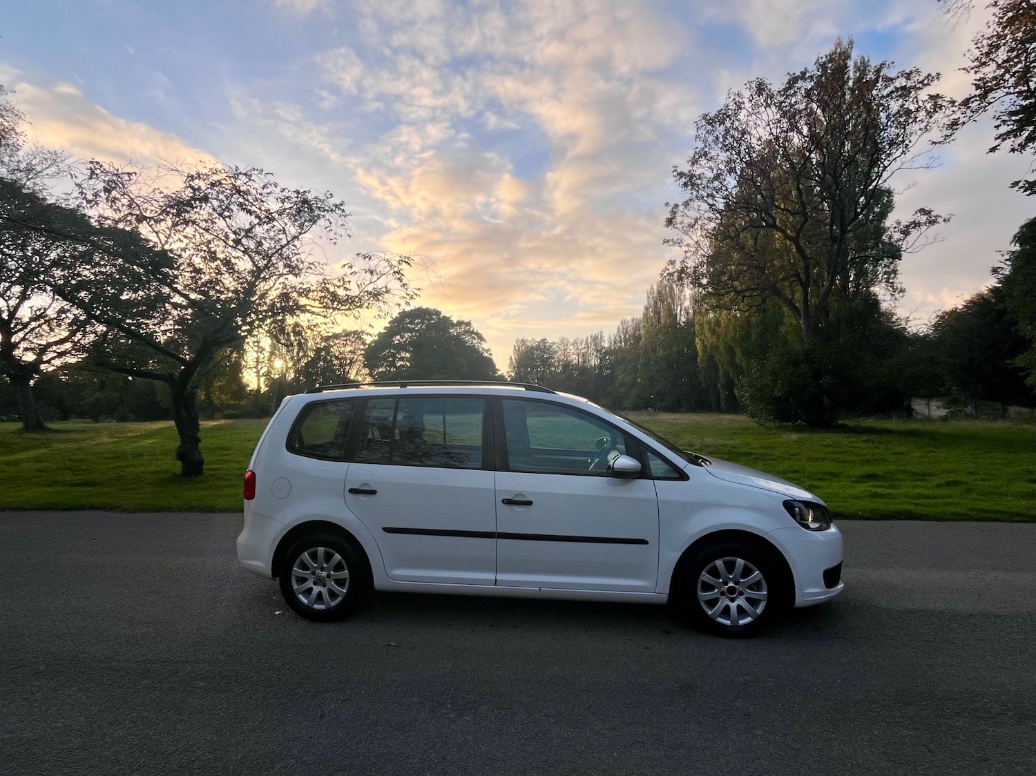Used Volkswagen Touran 2011 for sale - 78043207: Photo 10