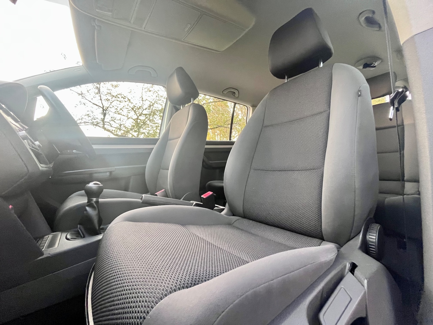 Used Volkswagen Touran 2011 for sale - 78043207: Photo 18