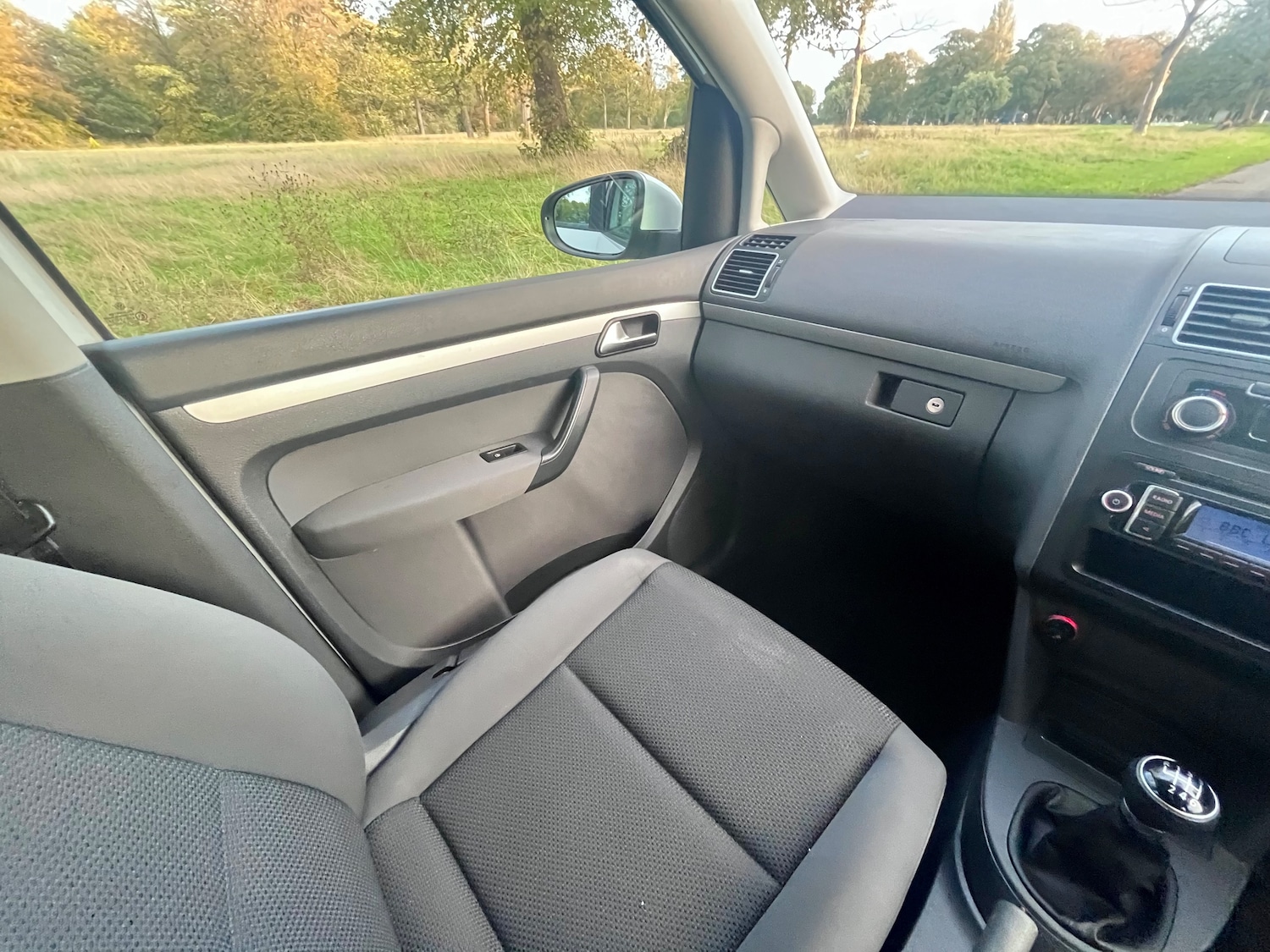 Used Volkswagen Touran 2011 for sale - 78043207: Photo 20