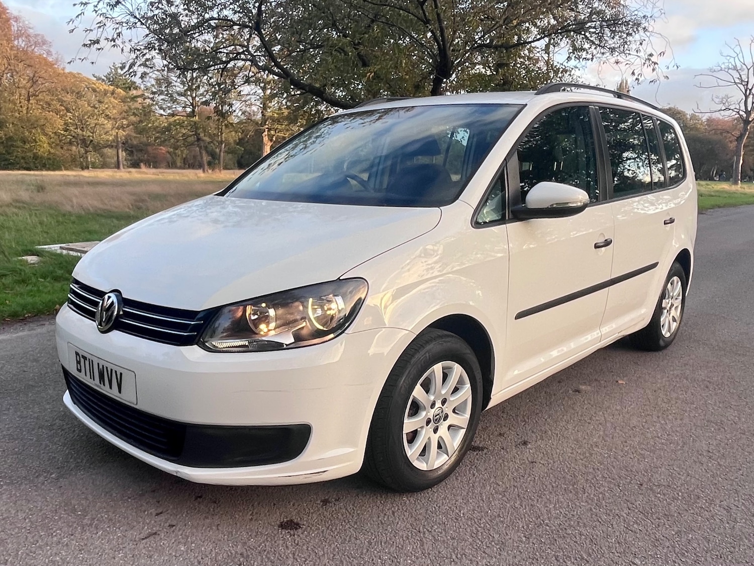Used Volkswagen Touran 2011 for sale - 78043207: Photo 40