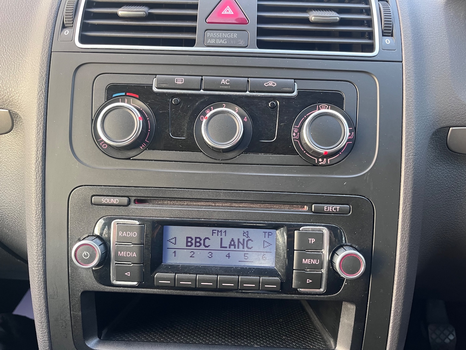 Used Volkswagen Touran 2011 for sale - 78043207: Photo 43