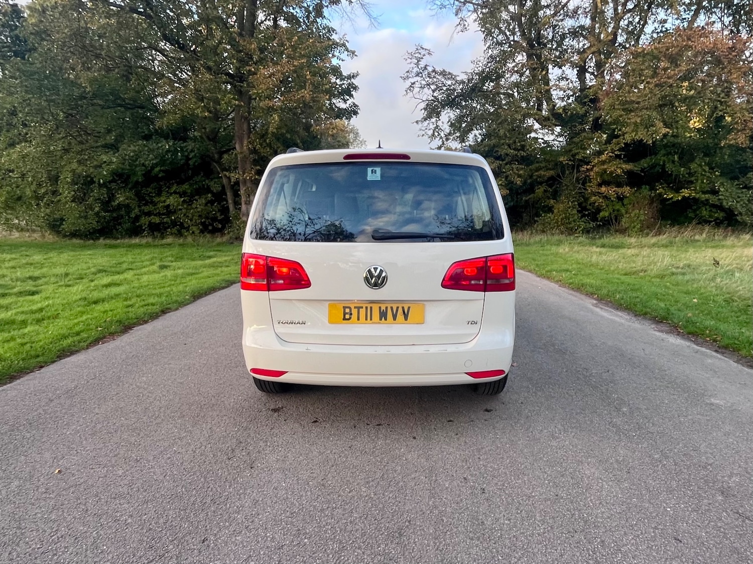 Used Volkswagen Touran 2011 for sale - 78043207: Photo 44