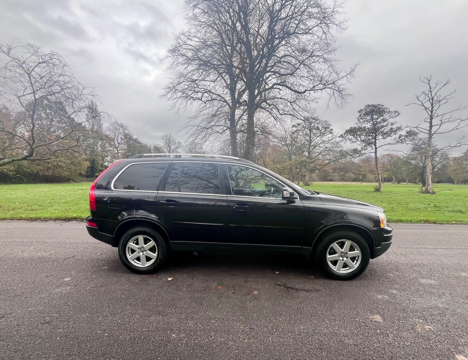 Used Volvo XC90 2010 for sale - 78043221: Photo 3