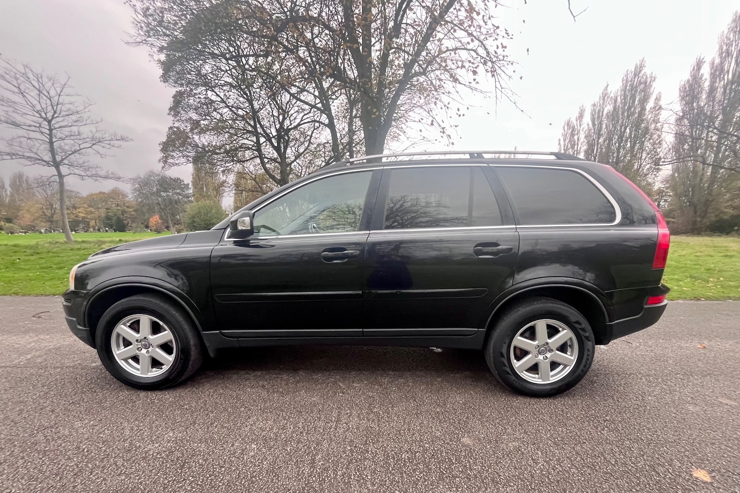Used Volvo XC90 2010 for sale - 78043221: Photo 38