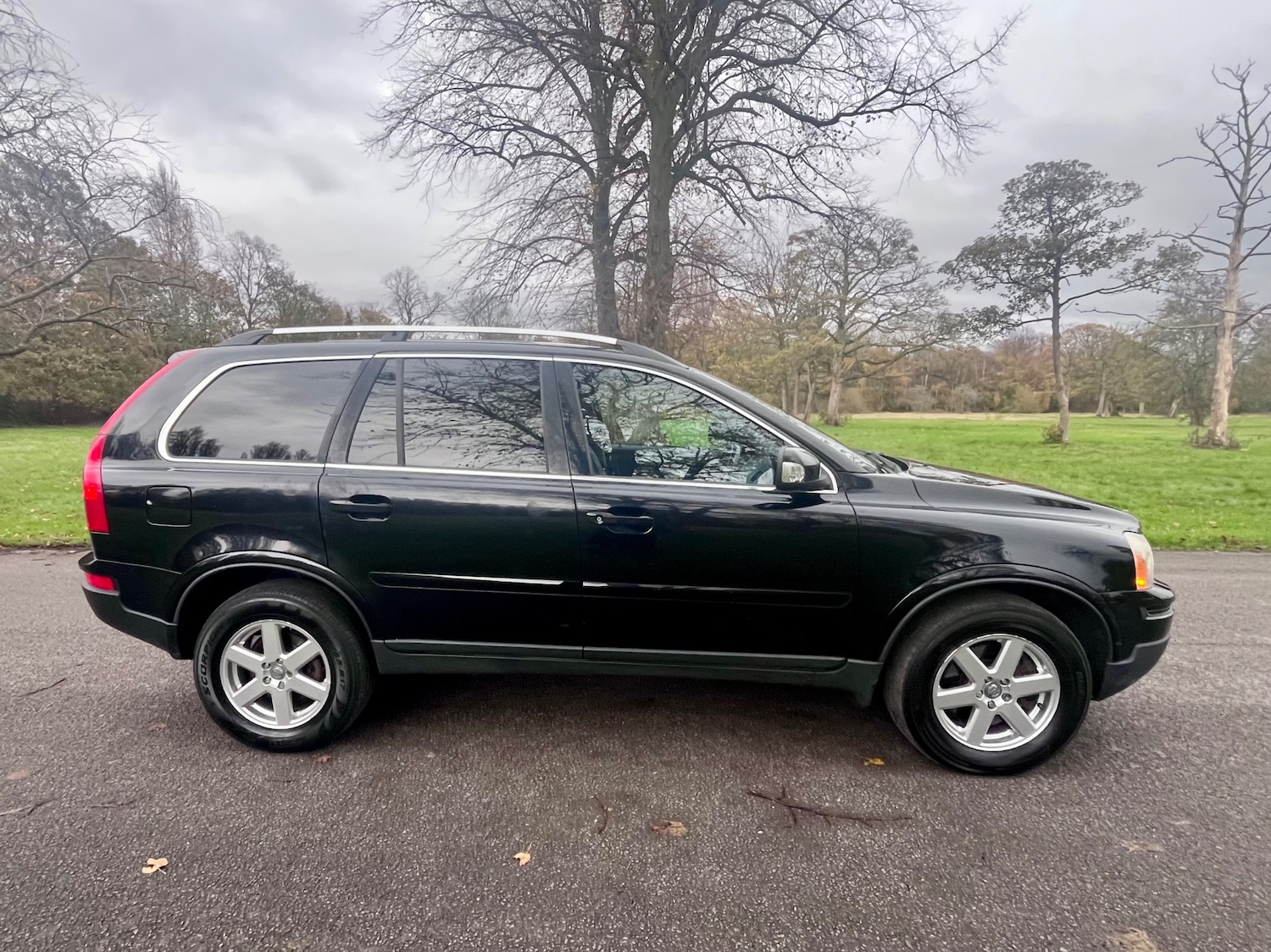 Used Volvo XC90 2010 for sale - 78043221: Photo 42