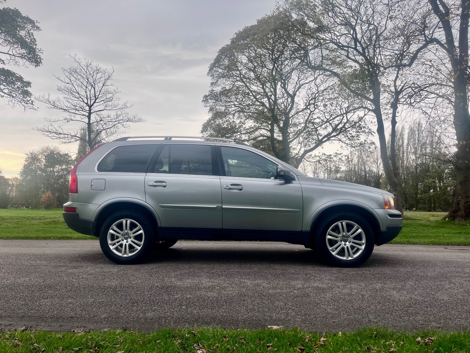 Used Volvo XC90 2010 for sale - 78043201: Photo 11