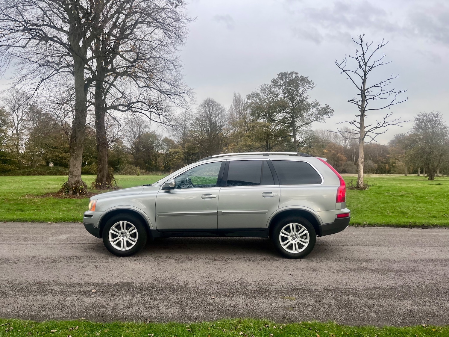 Used Volvo XC90 2010 for sale - 78043201: Photo 5