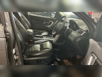 Used Land Rover Discovery Sport 2016 for sale - 79832526: Photo