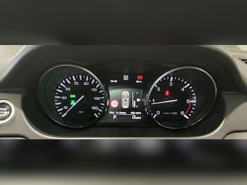 Used Land Rover Discovery Sport 2016 for sale - 79832526: Photo