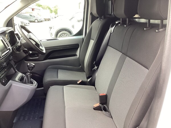 Used Vauxhall Vivaro 2022 for sale - 74693123: Photo 13