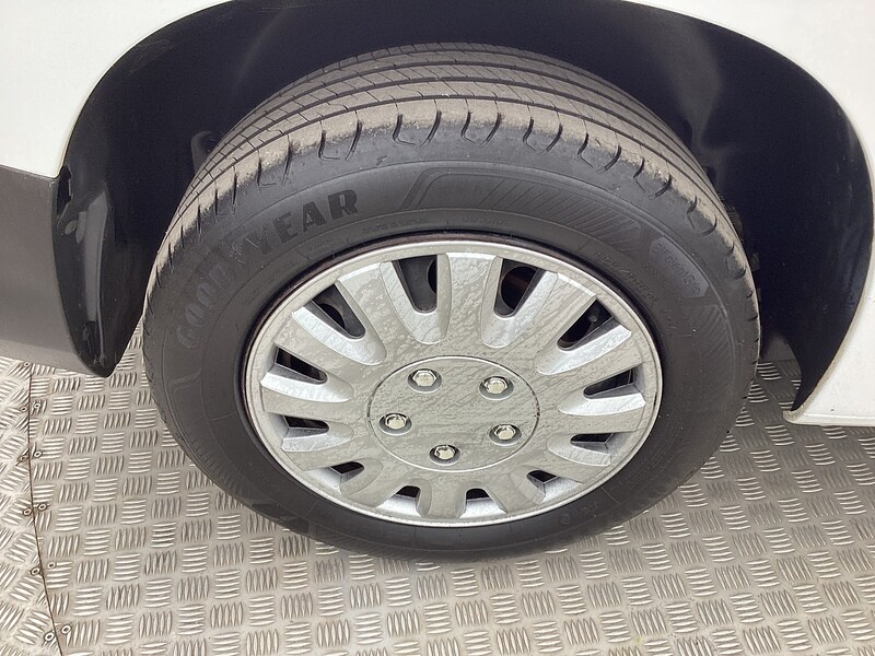 Used Peugeot Partner 2020 for sale - 75444938: Photo 40