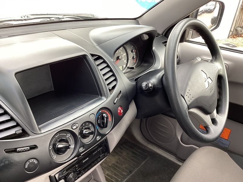 Used Mitsubishi L200 2014 for sale - 76492143: Photo 15