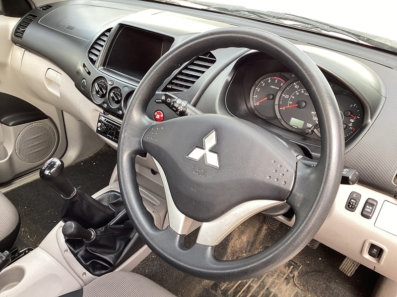 Used Mitsubishi L200 2014 for sale - 76492143: Photo 17