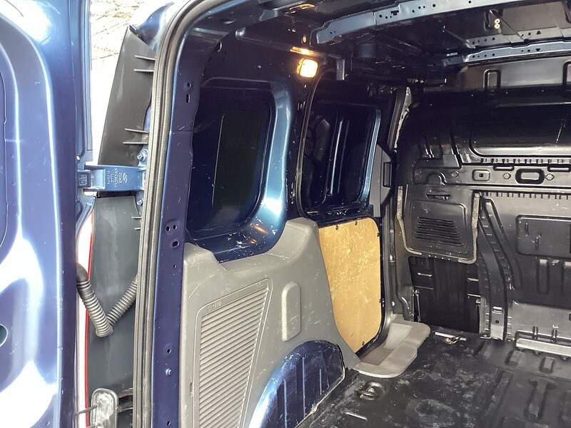 Used Ford Transit Connect 2020 for sale - 75877952: Photo 41