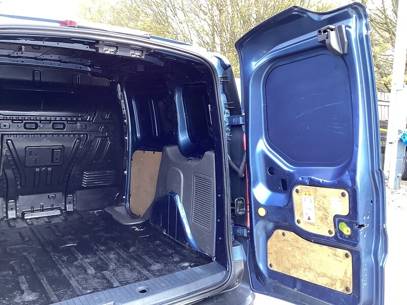Used Ford Transit Connect 2020 for sale - 75877952: Photo 45
