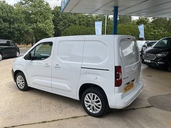 Used Citroen Berlingo 2023 for sale - 79418479: Photo