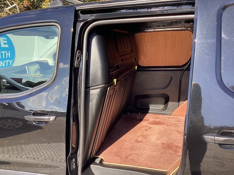 Used Peugeot Partner 2022 for sale - 75961253: Photo 48