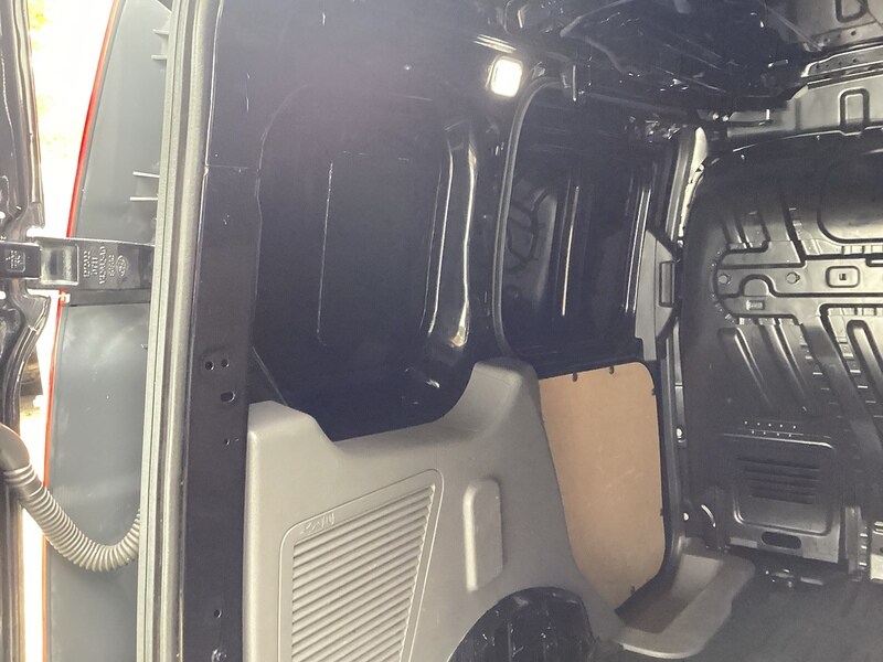 Used Ford Transit Connect 2023 for sale - 76065045: Photo 30