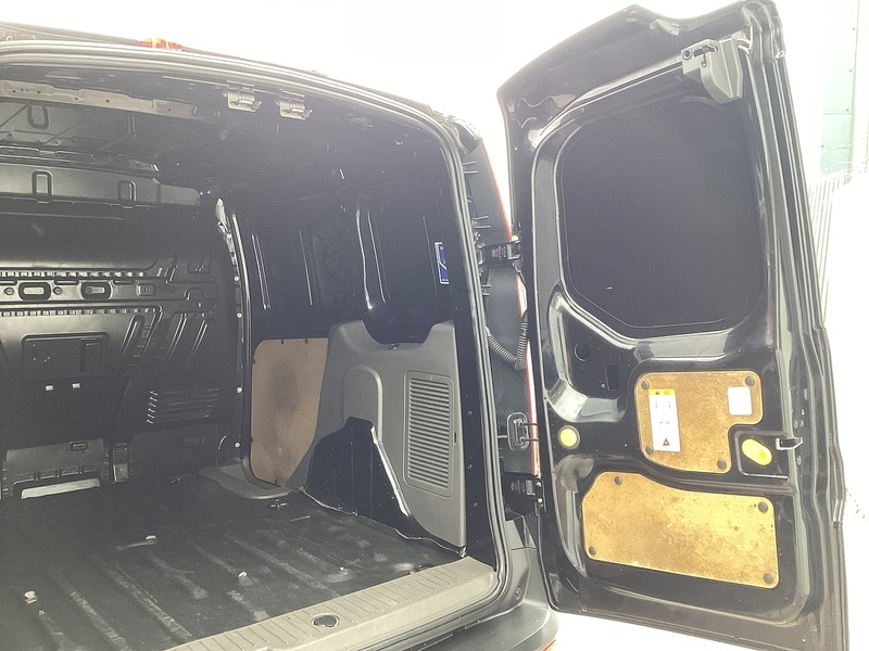 Used Ford Transit Connect 2023 for sale - 76065045: Photo 34