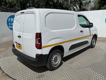Used Citroen Berlingo 2023 for sale - 78840196: Photo