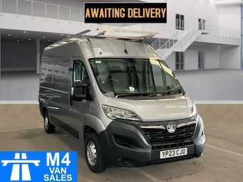 Vauxhall - Movano