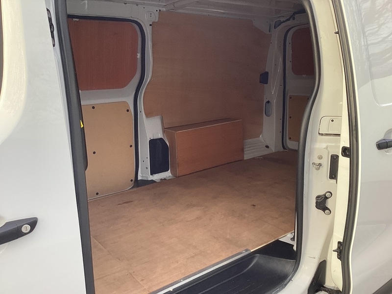 Used Vauxhall Vivaro 2024 for sale - 77447077: Photo 37