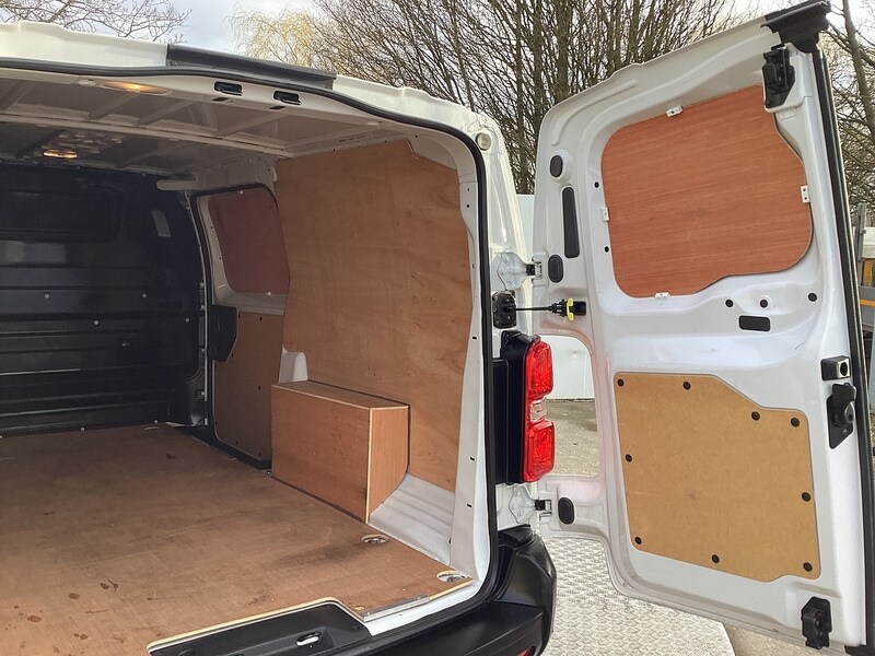 Used Vauxhall Vivaro 2024 for sale - 77447077: Photo 46