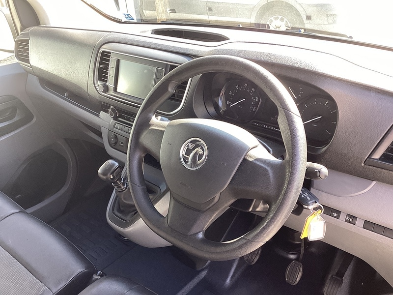 Used Vauxhall Vivaro 2022 for sale - 77677105: Photo 21