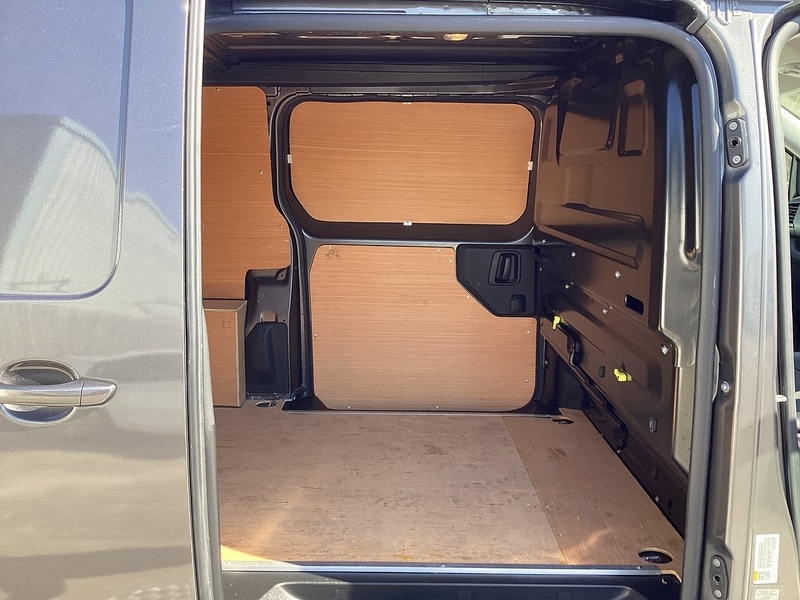 Used Vauxhall Vivaro 2022 for sale - 77677105: Photo 35