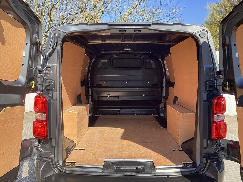 Used Vauxhall Vivaro 2022 for sale - 77677105: Photo 40