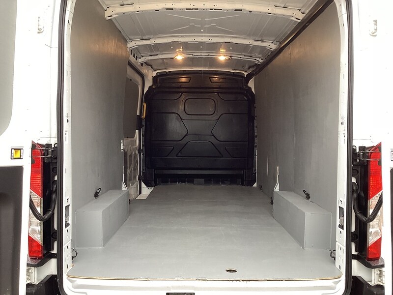Used Ford Transit 2022 for sale - 76763199: Photo 40