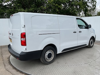 Used Vauxhall Vivaro 2023 for sale - 78711620: Photo