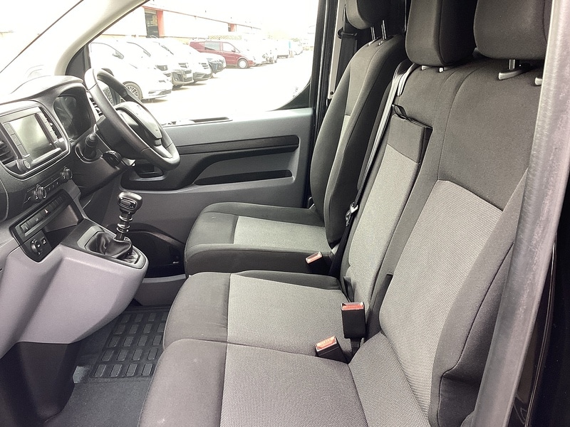 Used Vauxhall Vivaro 2023 for sale - 77543616: Photo 16