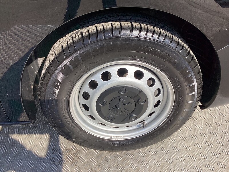 Used Peugeot Expert 2023 for sale - 77640106: Photo 39