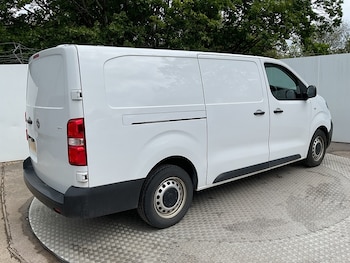 Used Vauxhall Vivaro 2024 for sale - 78711600: Photo