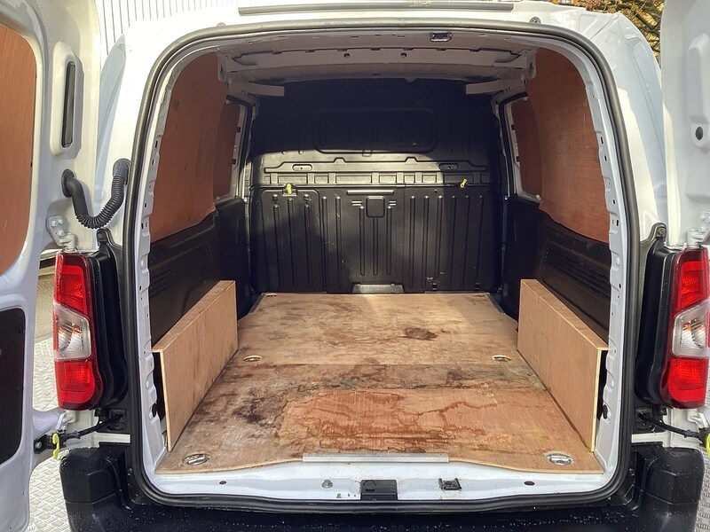 Used Peugeot Partner 2023 for sale - 76081391: Photo 31