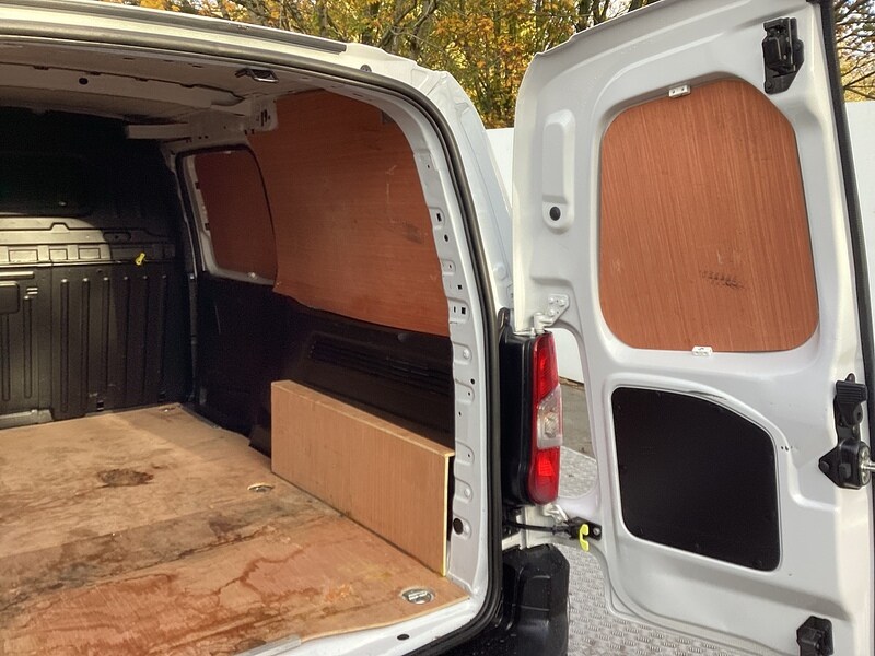 Used Peugeot Partner 2023 for sale - 76081391: Photo 36