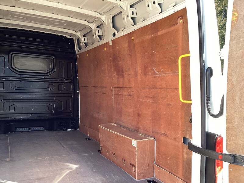 Used Volkswagen Crafter 2019 for sale - 75823670: Photo 35