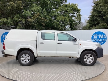 Used Toyota Hilux 2015 for sale - 75480688: Photo
